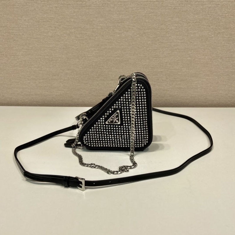 Pra*a triangle pouch